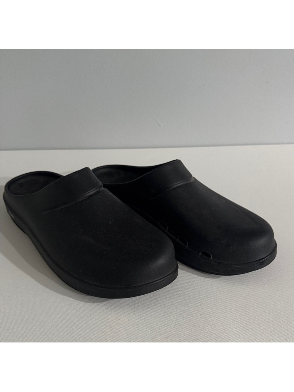 Oofos OOCLOOG Recovery Men's Slip on Shoes Size 13 - Picture 2 of 10
